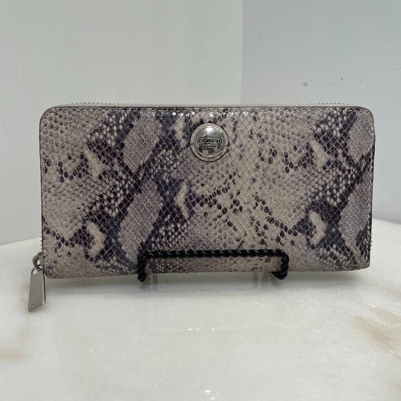 Coach Gray Snakeskin Leather Accordion Style Zip Around Wallet - Picture 2 of 16